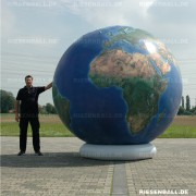 Riesenball Galerie